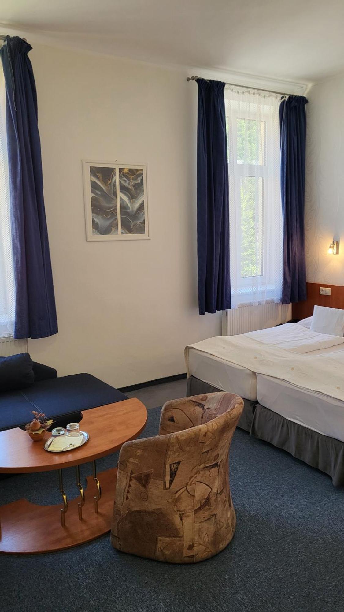 Hotel Margit Trencianske Teplice Exterior photo